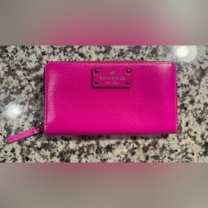 Kate Spade Fuchsia Wallet RARE 2014 Accordion Style